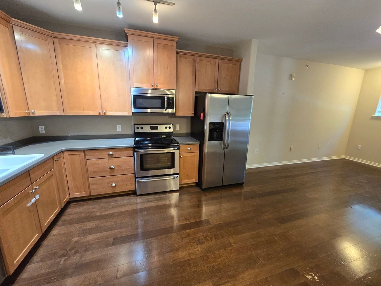 3601 E 103rd Cir #B13 - Photo 3 of 21