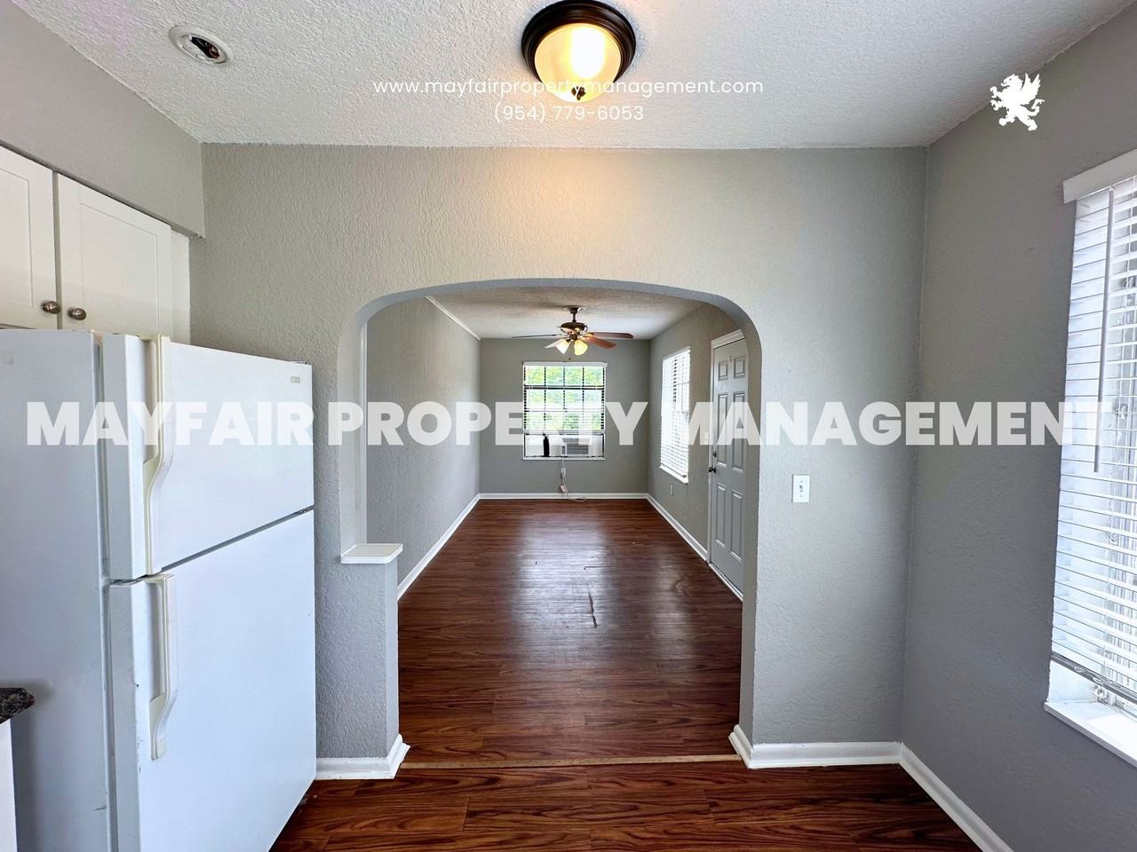 306 2nd Ave S #10 - Photo 5 of 18