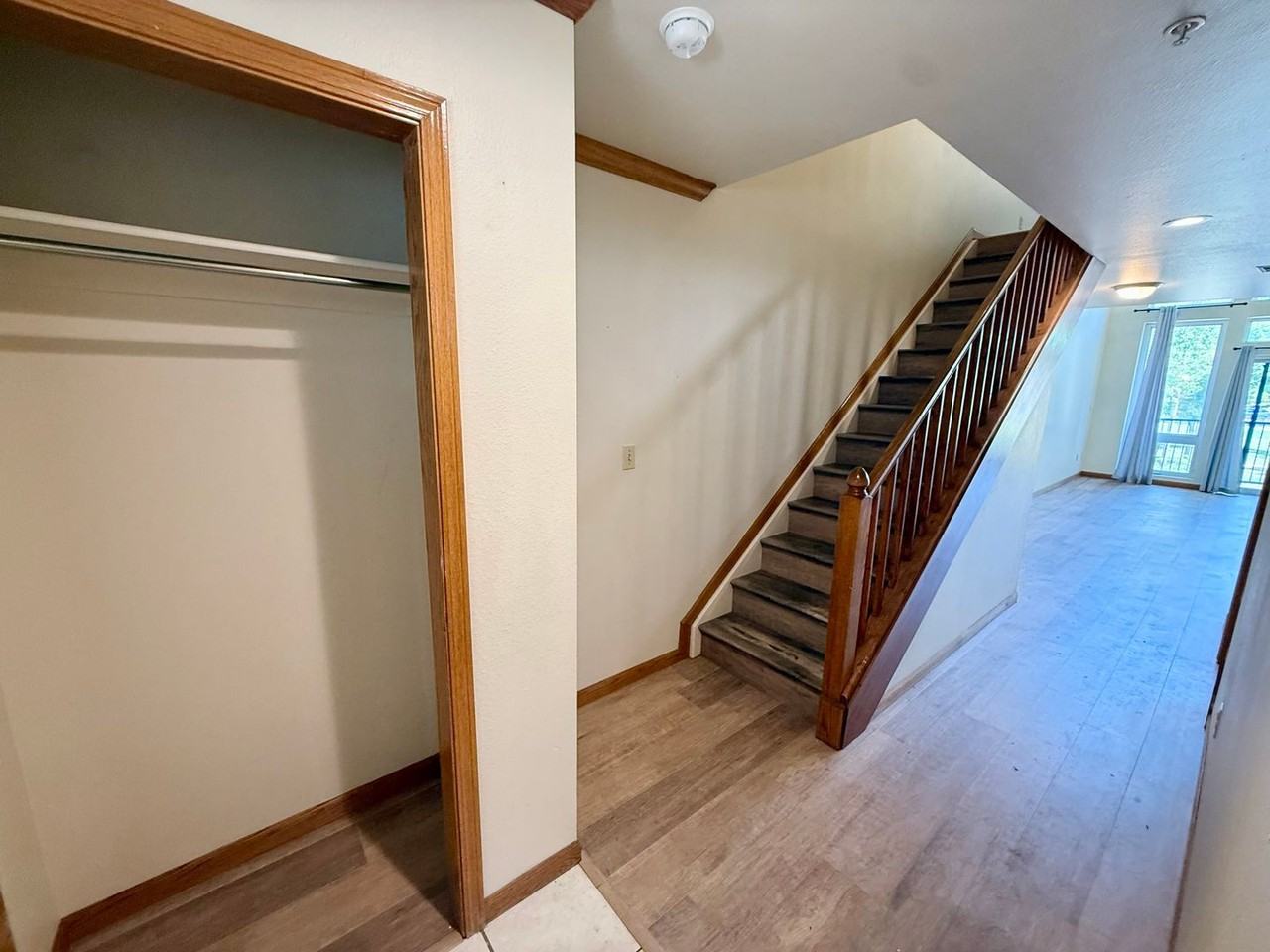 816 S College Ave - Photo 3 of 25