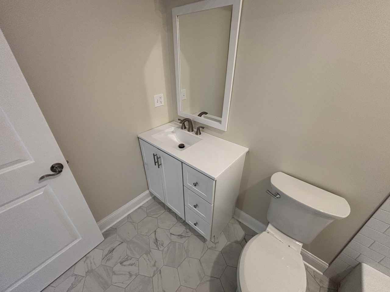 11116 Front St #202 - Photo 4 of 11