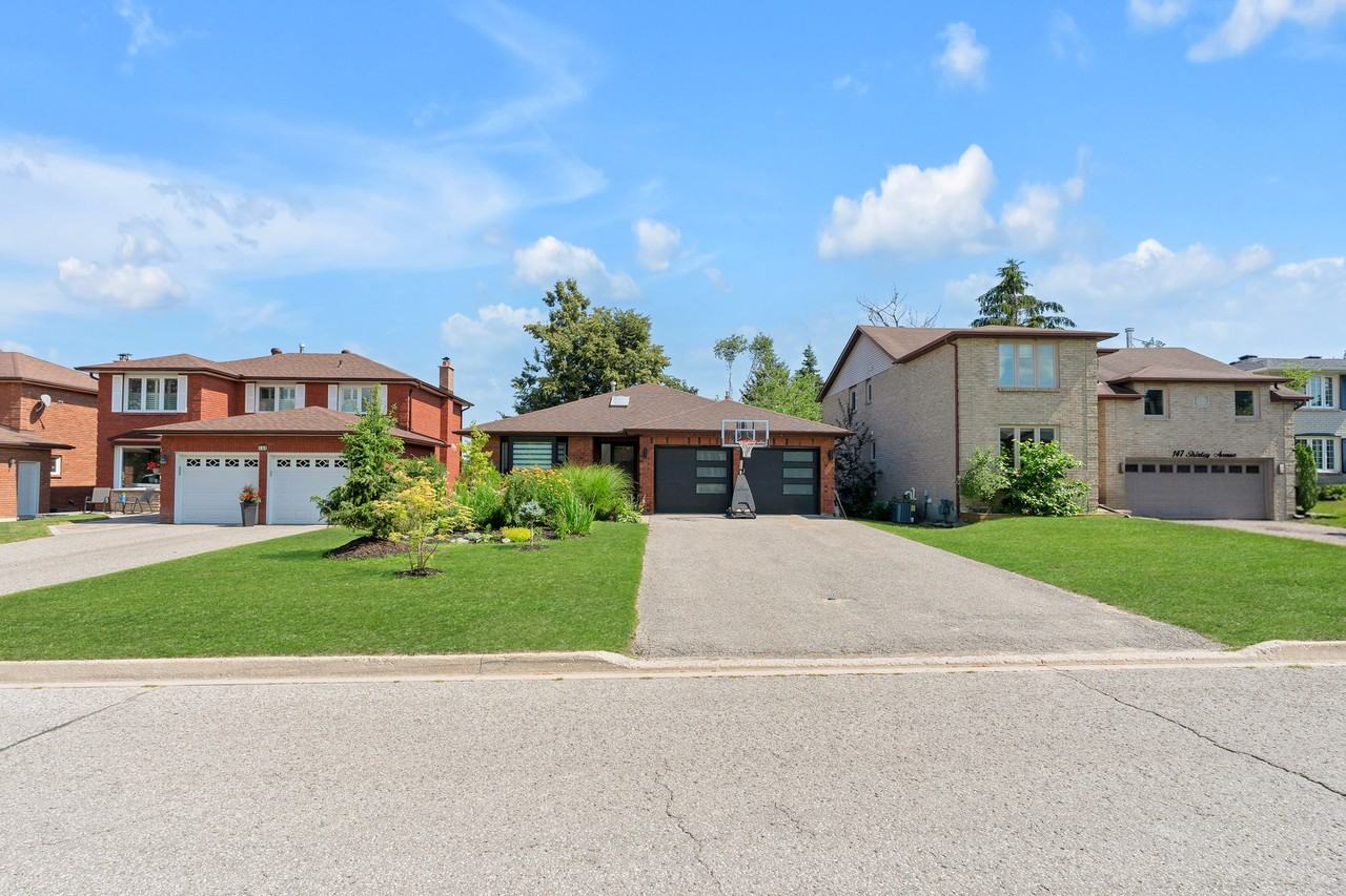 145 Shirley Ave, Barrie, ON L4N 6E6, Canada - Photo 2 of 40