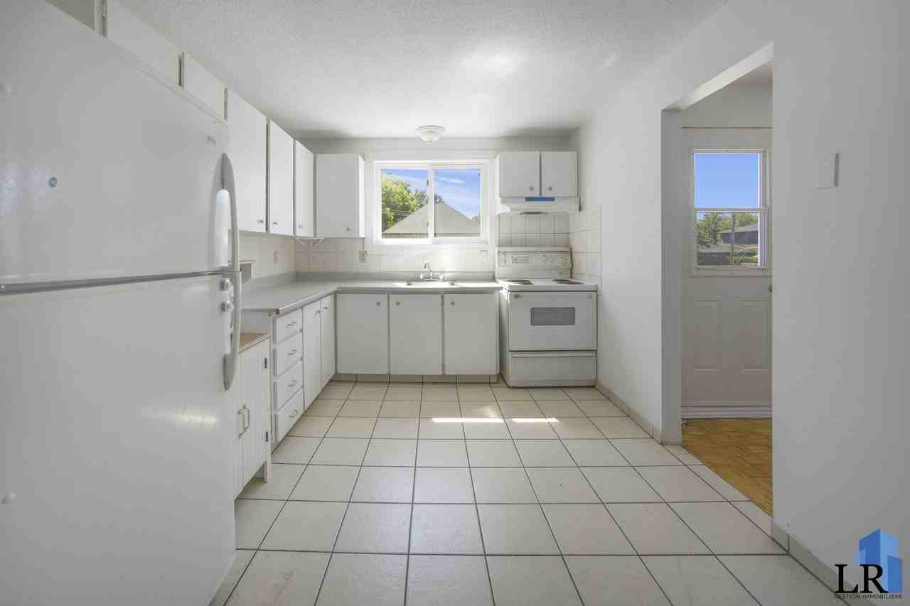 158 Rue Richer - Photo 3 of 9