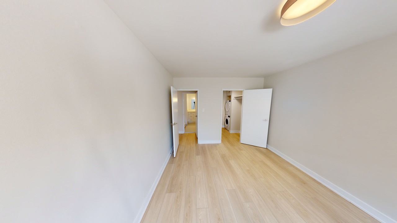 Weston Road Apartments - Photo 6 of 12