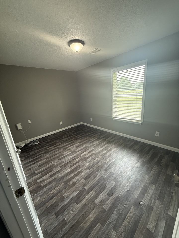 1675 Chain Gang Rd #1675 - Photo 6 of 17
