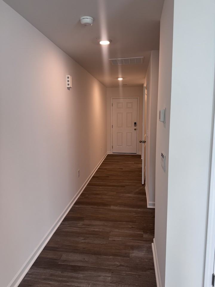 21 Bee Garden Ct #1 - Photo 2 of 20