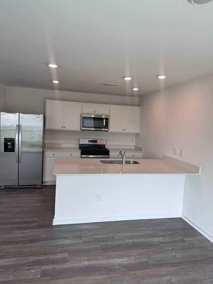 21 Bee Garden Ct #1 - Photo 5 of 20