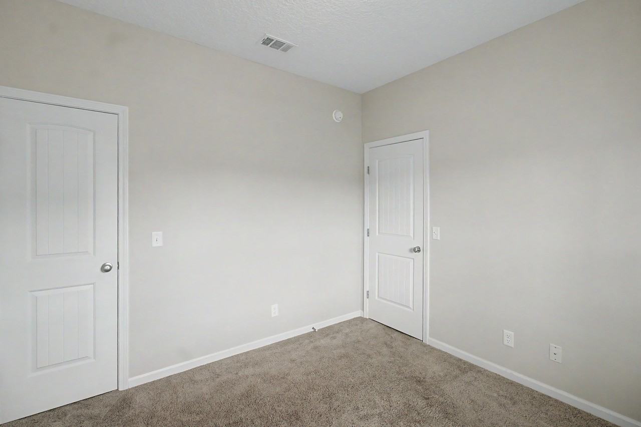 454 Brightleaf Cir #1 - Photo 4 of 41