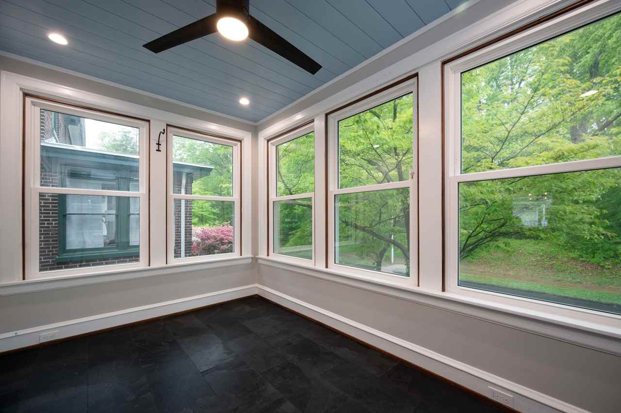 1406 Lovering Ave #1 - Photo 7 of 32