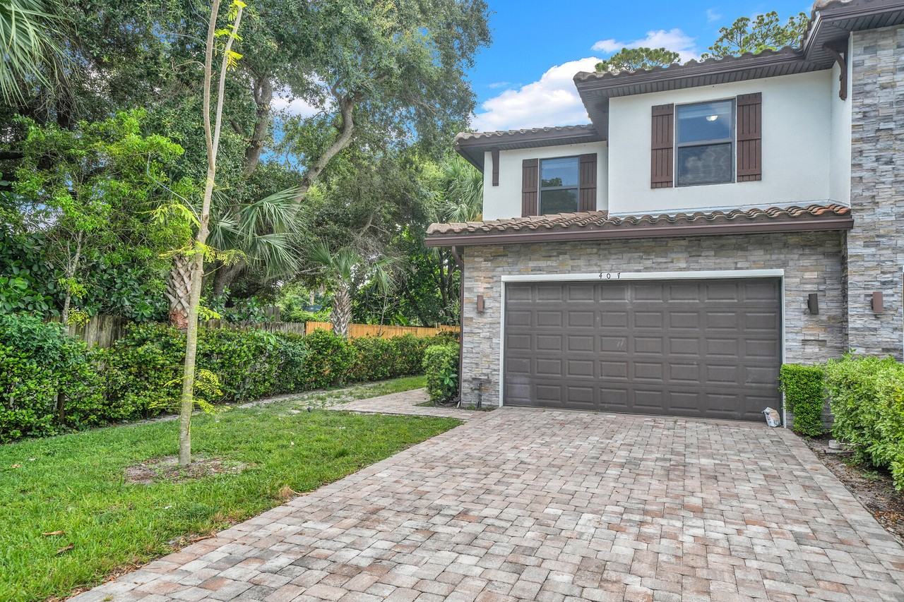 407 Bella Sol Way #1 - Photo 2 of 34