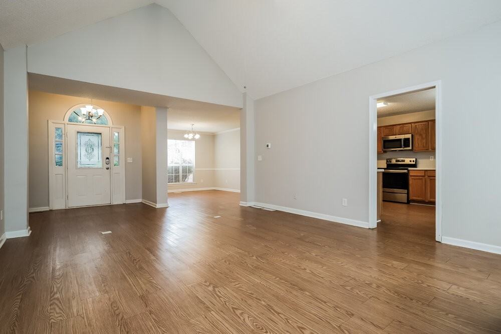 134 Brookhaven Ln - Photo 4 of 17