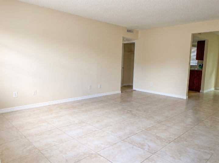 14 S Ortman Dr #14A - Photo 3 of 8