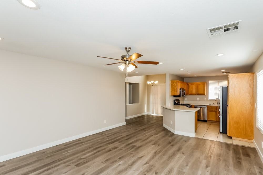 7309 Bindweed Rd - Photo 6 of 17