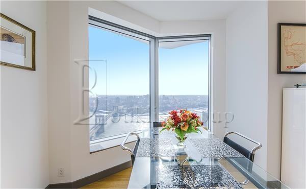 Spruce St #12U - Photo 4 of 8
