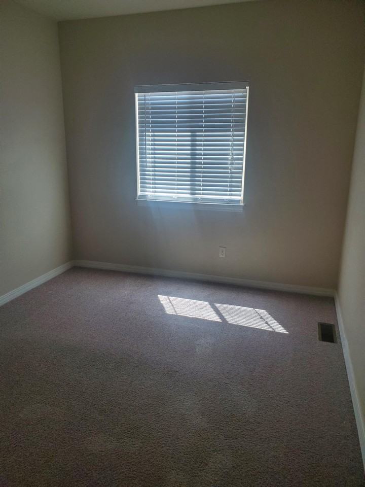 212 Hideaway Ln #1 - Photo 5 of 11