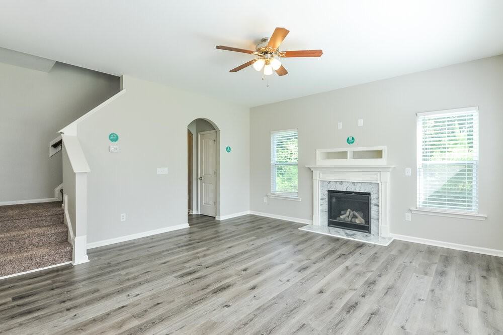 105 Lakemont Dr - Photo 6 of 17