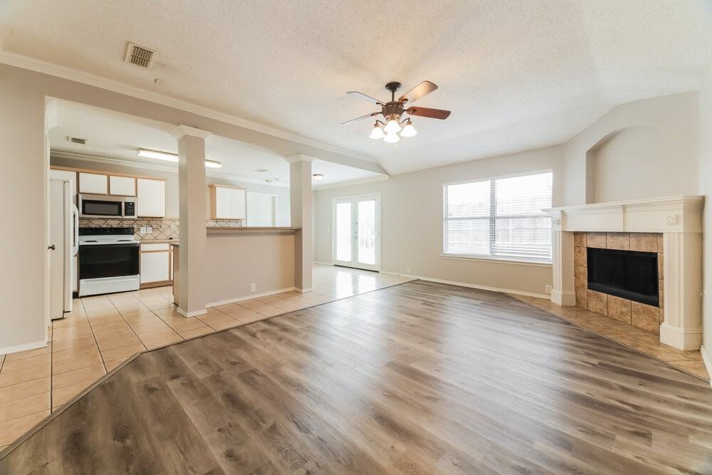 3312 Bent Creek Dr - Photo 4 of 16