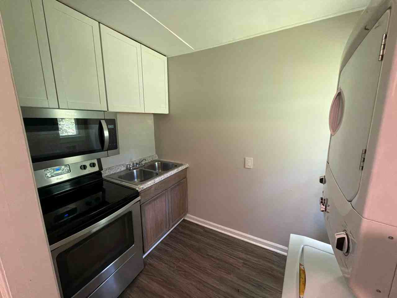 3940 Overland Hts - Photo 2 of 19