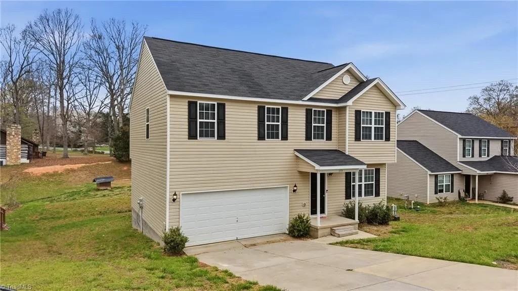 1715 Ransom Trace Ct - Photo 2 of 42