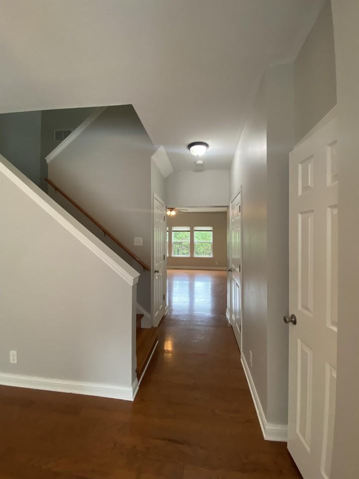 355 Vineland Place Dr #1 - Photo 4 of 28