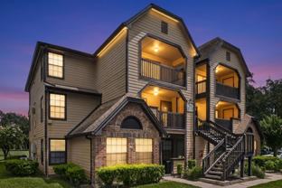380 Lakepointe Dr #201 - Photo 1 of 1