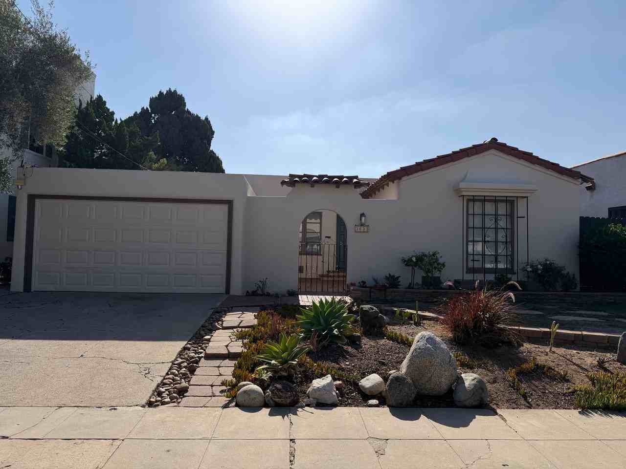 3633 Dove Ct - Photo 2 of 11