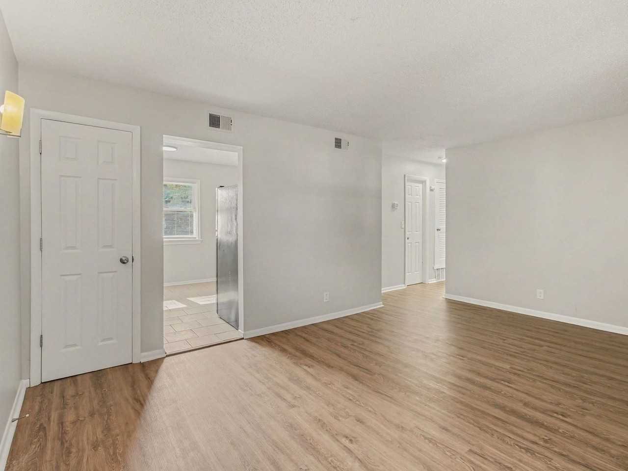 1130 S 31st Street - Photo 7 of 35