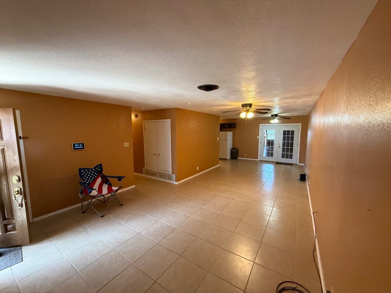 4736 Wilshire Dr - Photo 3 of 20
