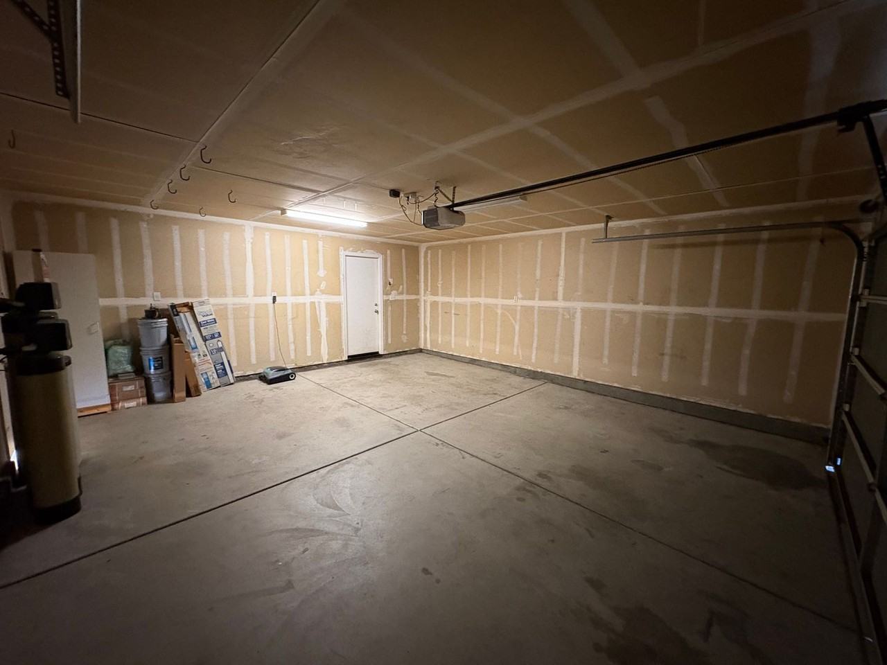 1253 Monterey Ave - Photo 3 of 39