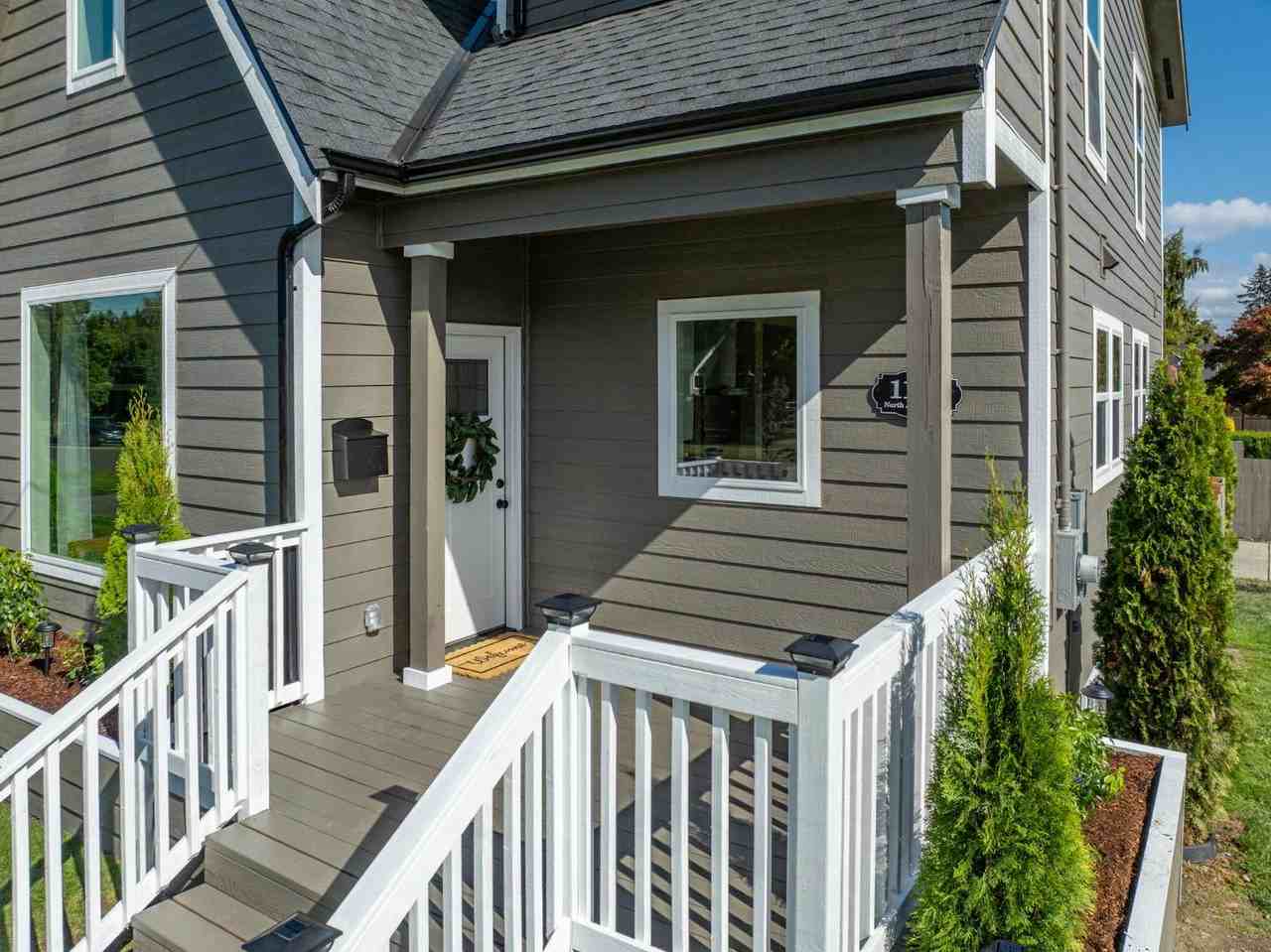 1101 N Alder St - Photo 4 of 11