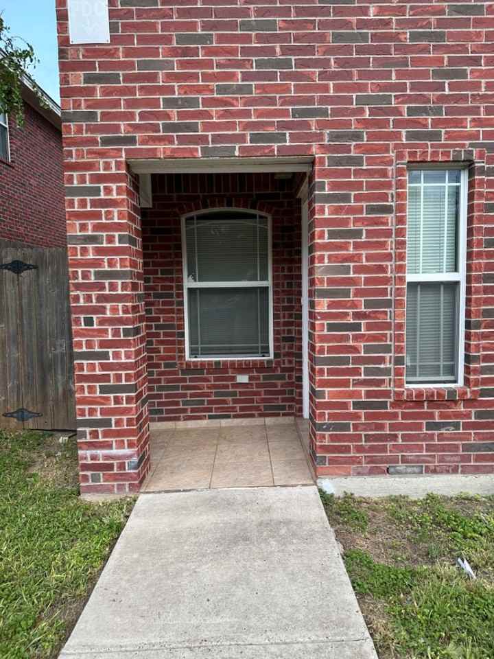 413 South 49th Street - Photo 2 of 9