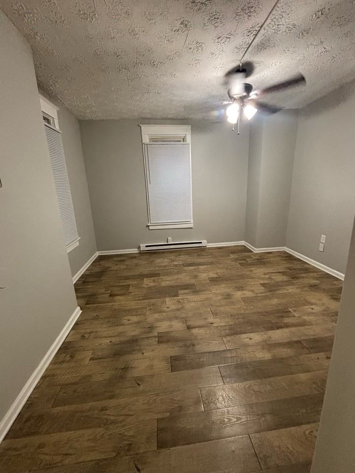 610 N 2nd St #3 - Photo 3 of 11