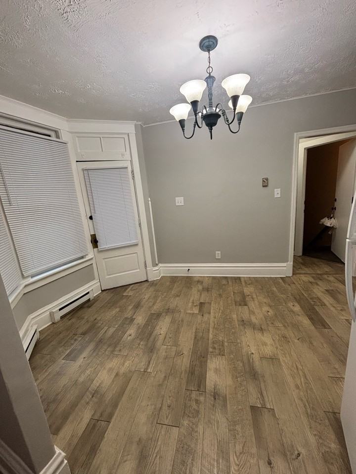 610 N 2nd St #3 - Photo 6 of 11