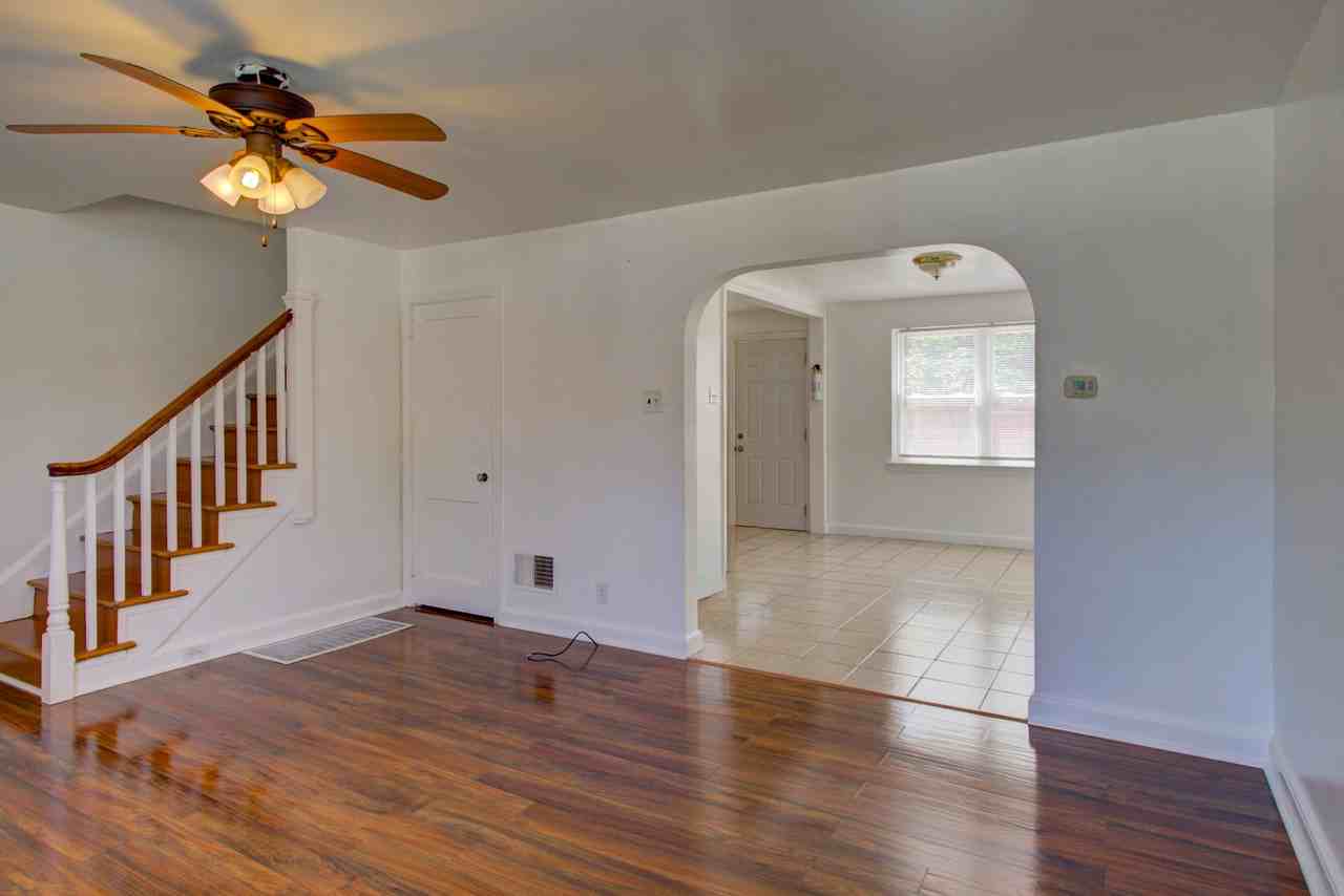 730 E Madison St #1 - Photo 4 of 22