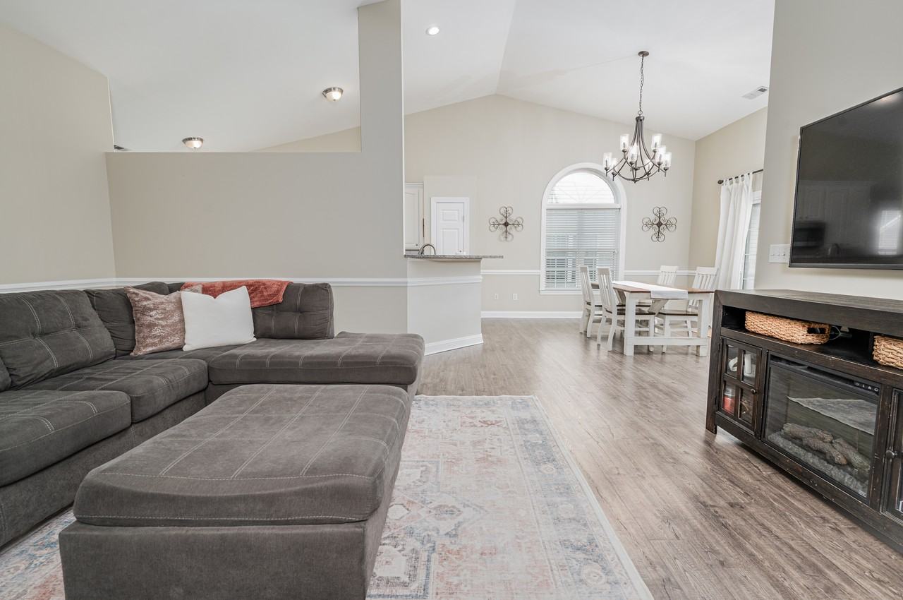 104 Jubilee Pl #1 - Photo 7 of 22