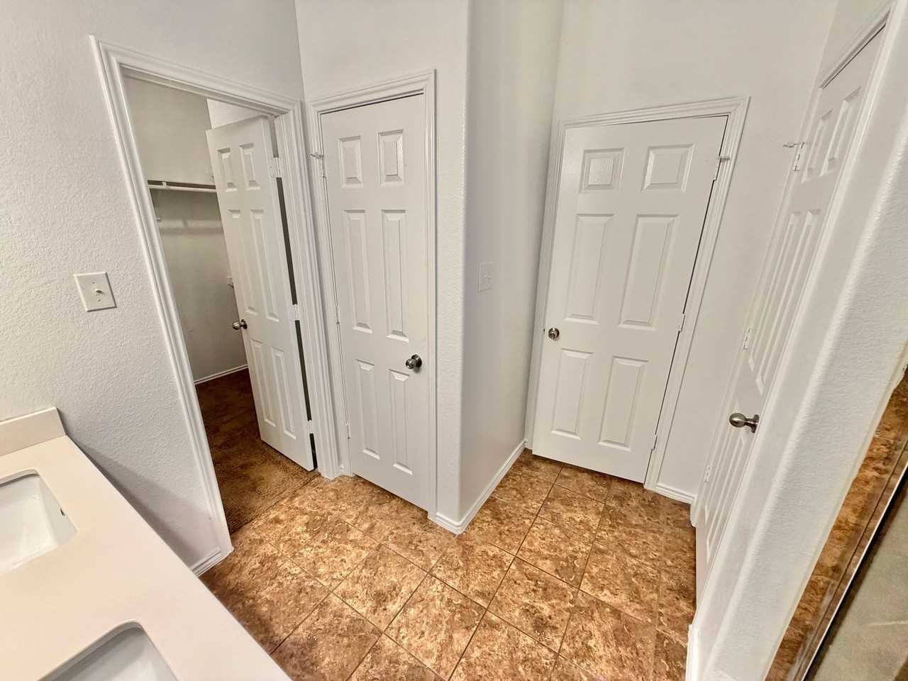 3418 Lorne Dr - Photo 7 of 33