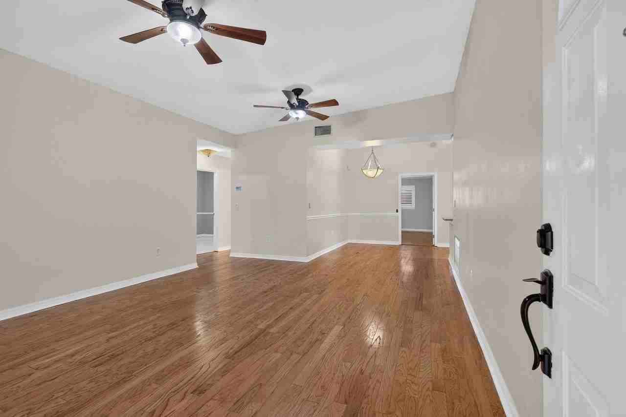 12496 136th St #1 - Photo 6 of 50