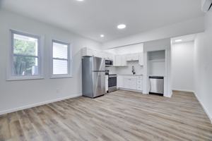 featured image of 123 Evergreen Ln #2