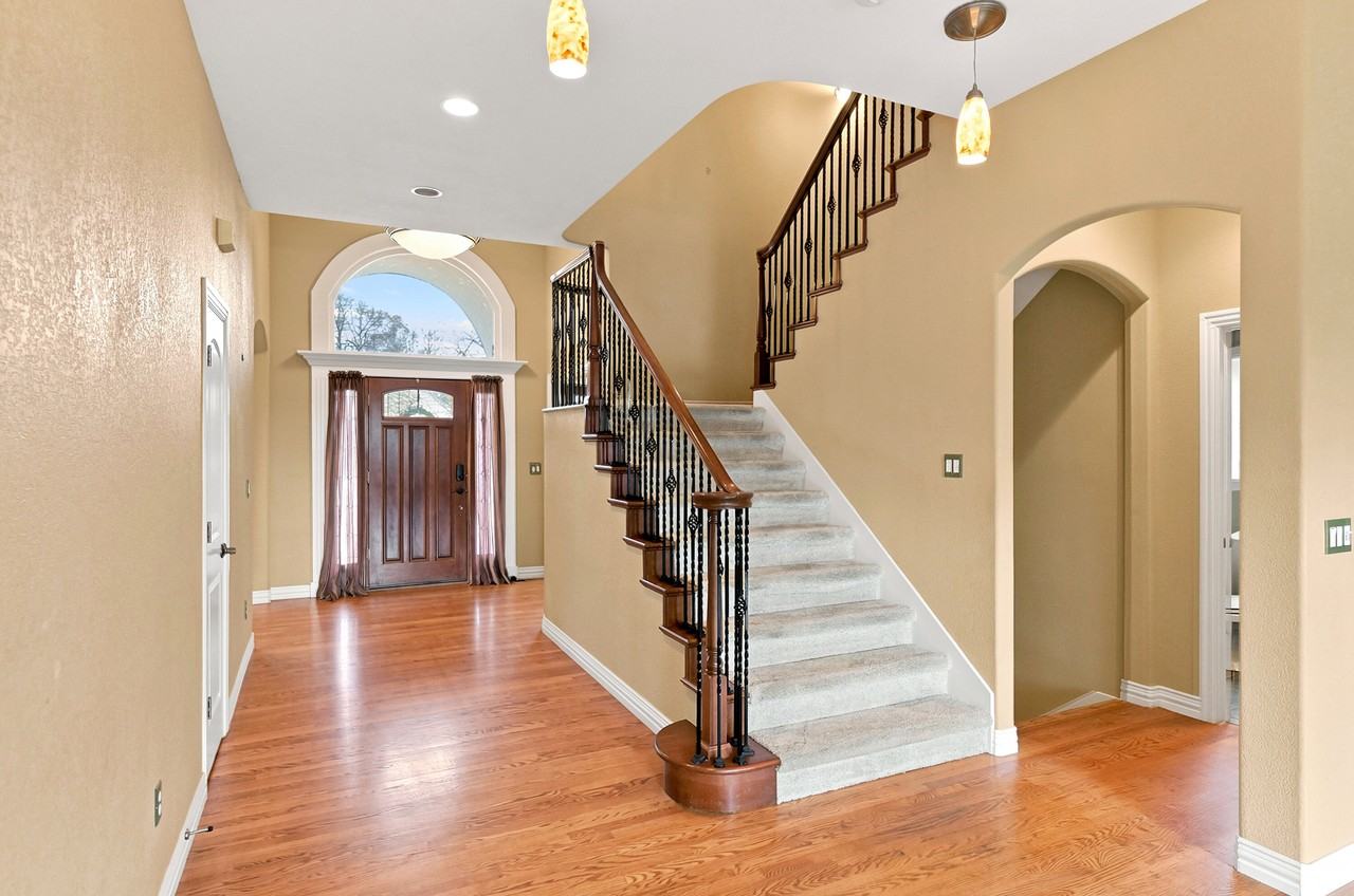 2530 Westward Dr #1 - Photo 4 of 30
