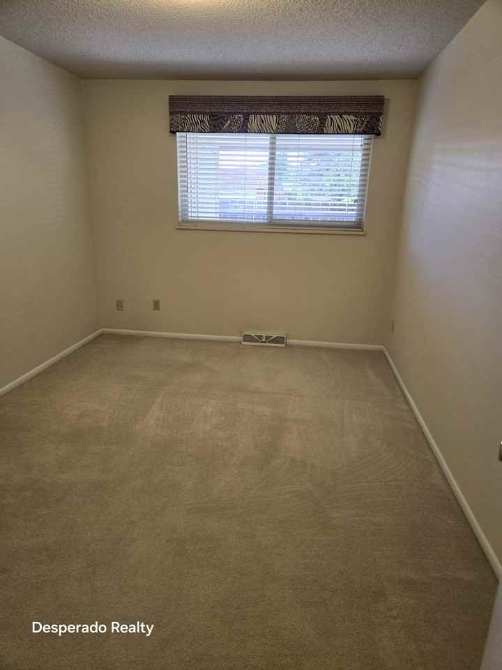 414 E Thunderbird Dr #1 - Photo 7 of 15
