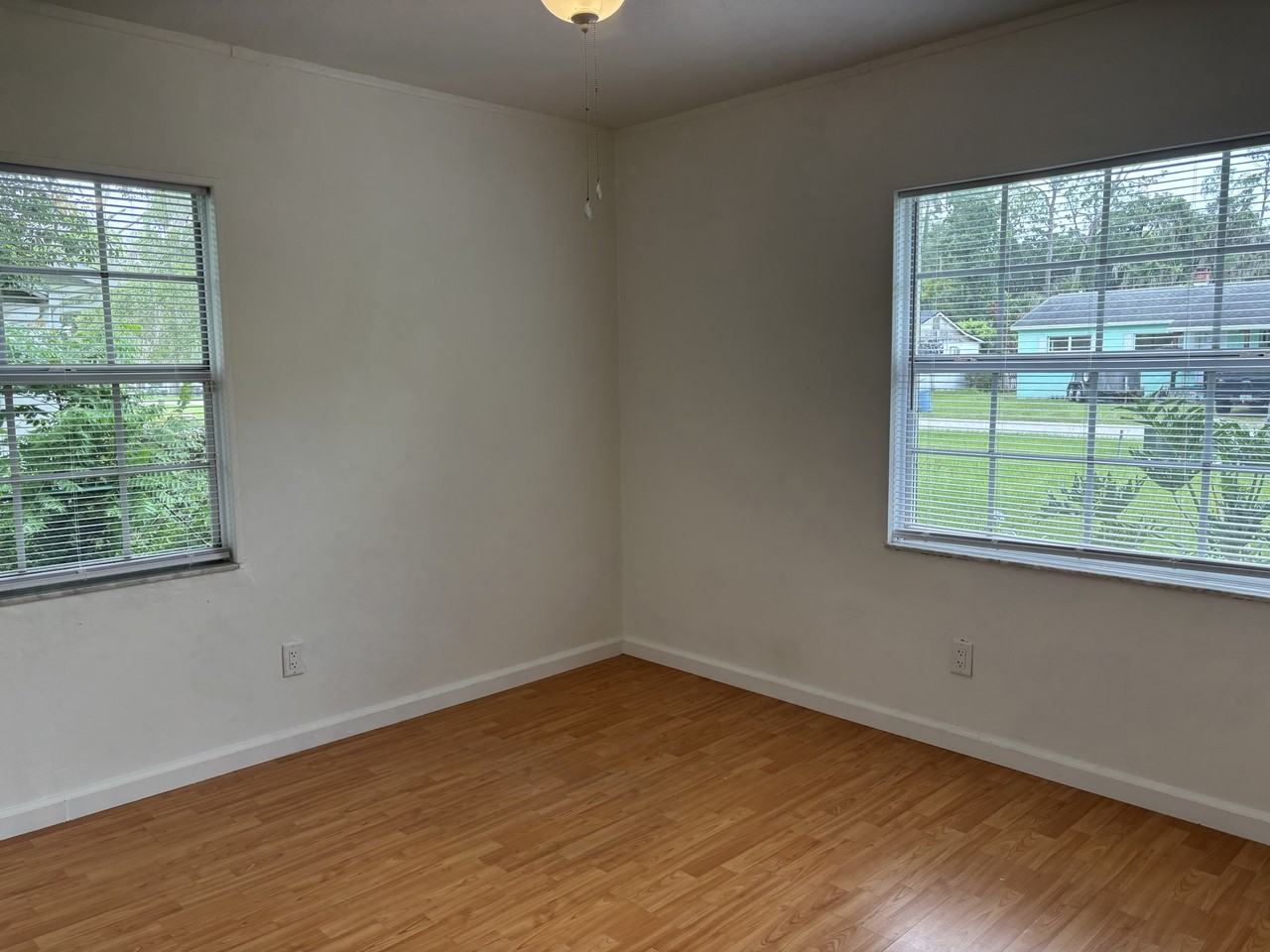 733 W Pennsylvania Ave #1 - Photo 7 of 21