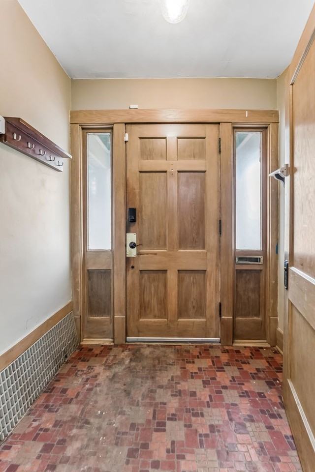 3514 N 45th Ave - Photo 4 of 23
