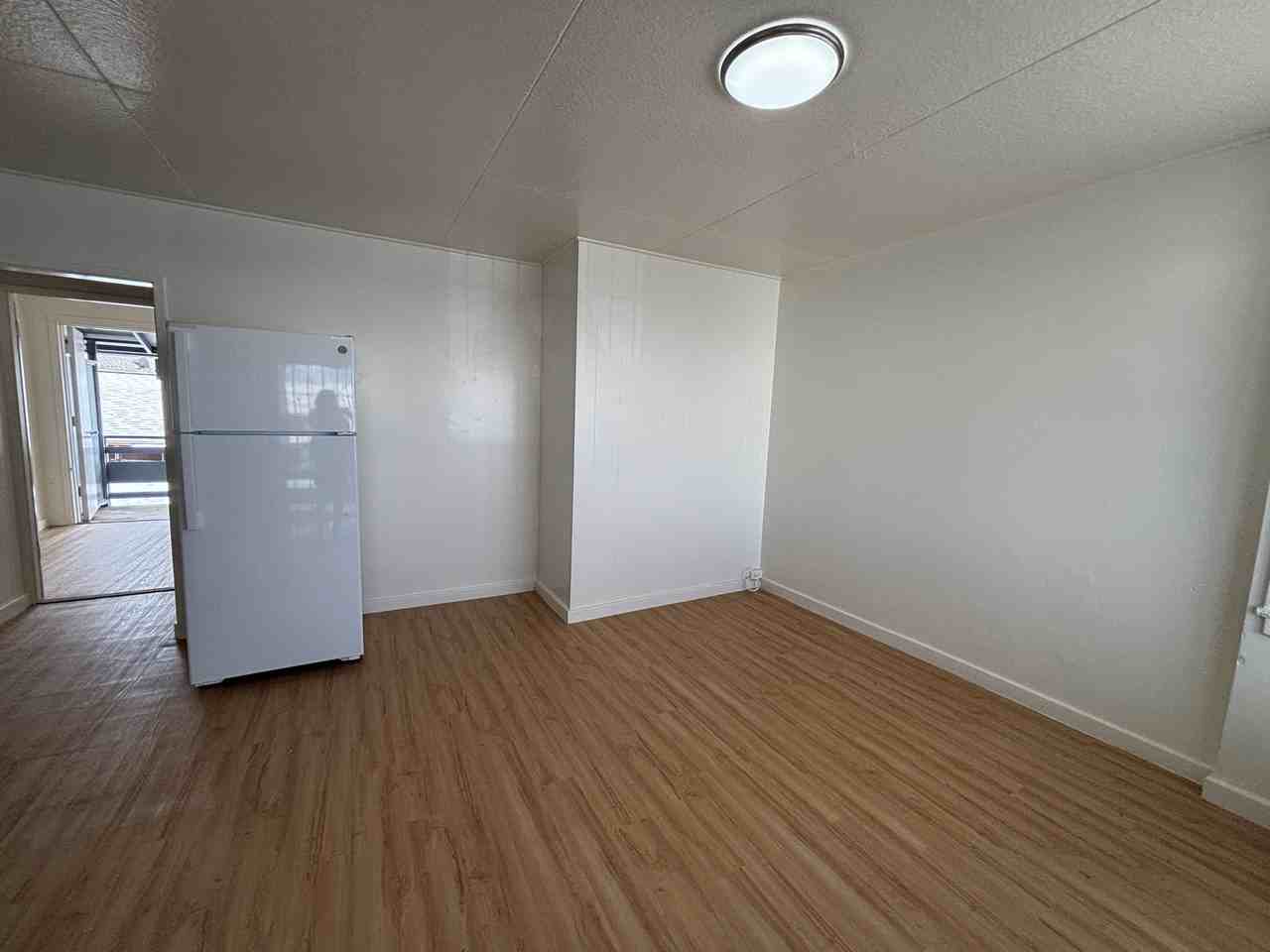 928 Palm Pl #8 - Photo 2 of 11