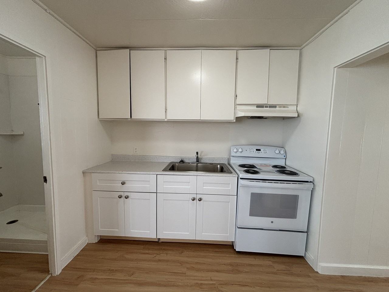 928 Palm Pl #8 - Photo 3 of 11