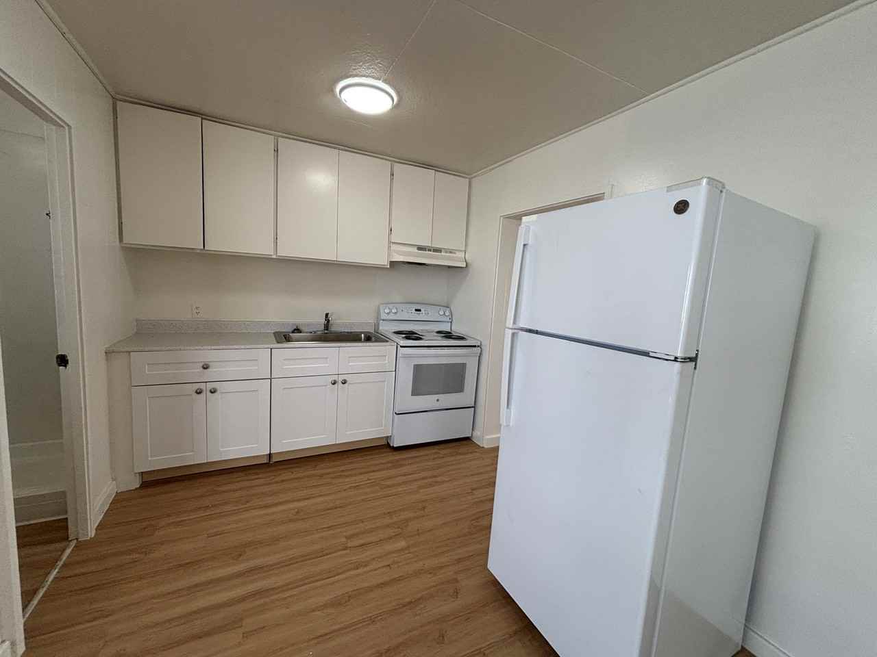 928 Palm Pl #8 - Photo 4 of 11