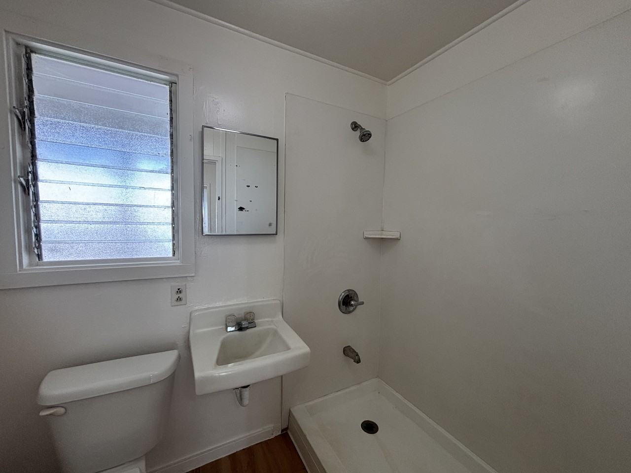 928 Palm Pl #8 - Photo 5 of 11