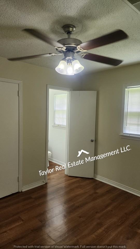 110 Doris Ln #B - Photo 2 of 8