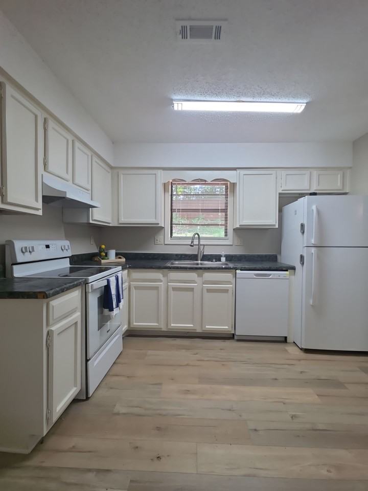 3711 Conger Rd Sw #1 - Photo 5 of 13