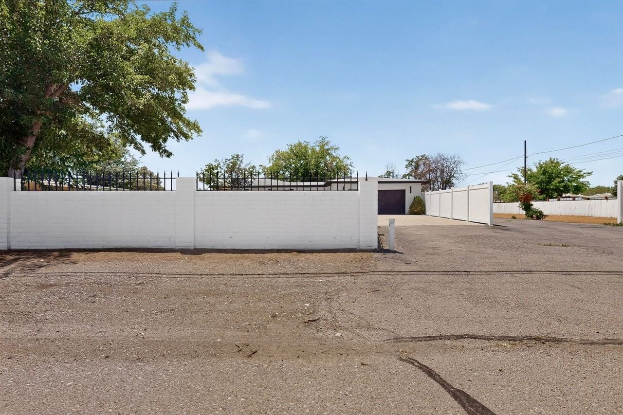 824 Ortega Rd Nw - Photo 4 of 45