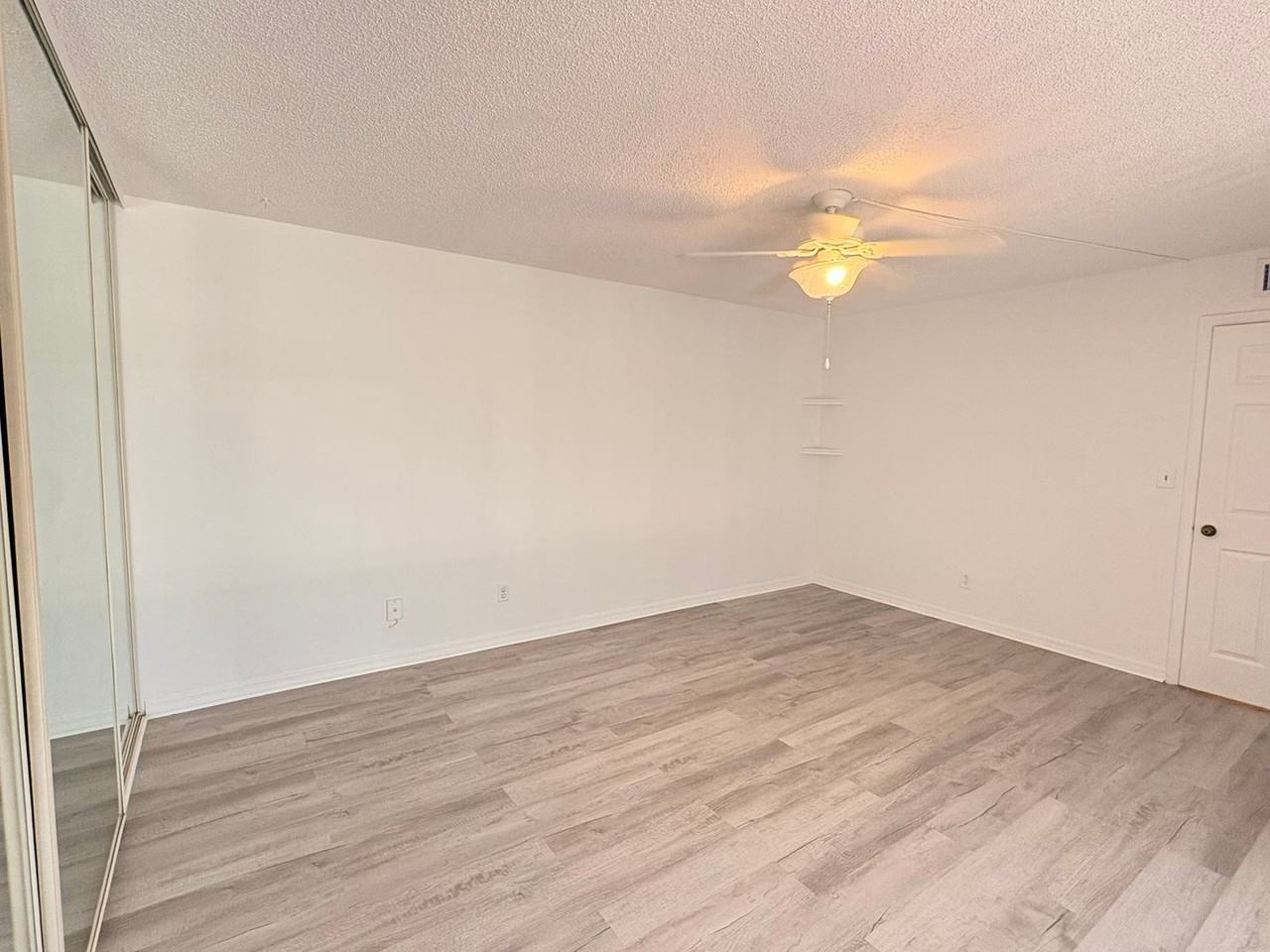 5584 Malt Dr #4 - Photo 5 of 18