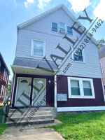 featured image of 926 S Center St